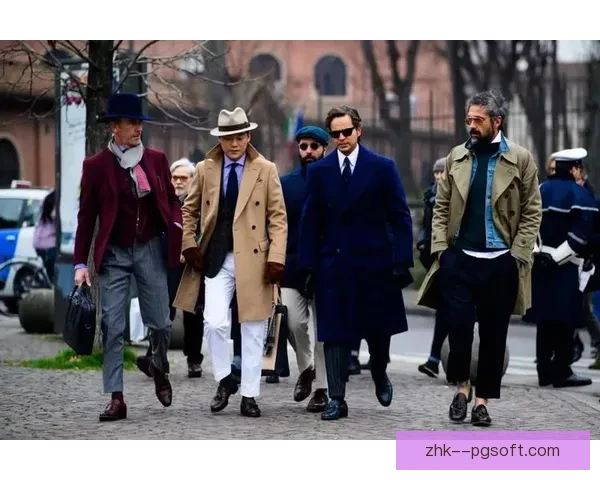 曼联官方宣布携手奢侈品牌推出限量商务正装引发球迷时尚界强烈热议